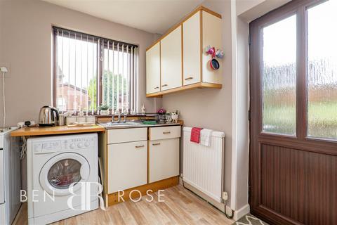 3 bedroom semi-detached house for sale, Elswick Road, Leyland