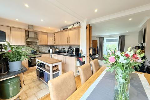 3 bedroom end of terrace house for sale, Denaby Grove, Yardley Wood