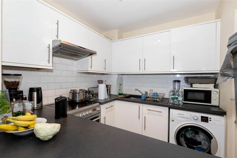 2 bedroom flat for sale, Downview Road, Worthing