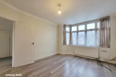 2 bedroom maisonette for sale, Myddelton Avenue, Enfield, EN1