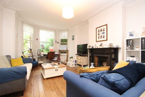 1 bedroom apartment to rent, Alexandra Park Road, Muswell Hill, London, N10