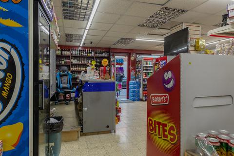 3 bedroom flat for sale, Beatrice Road, Leicester LE3