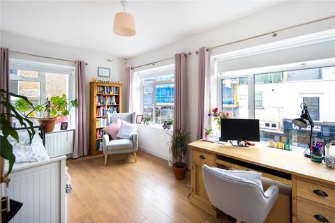 2 bedroom flat for sale, Deptford High Street, London, SE8