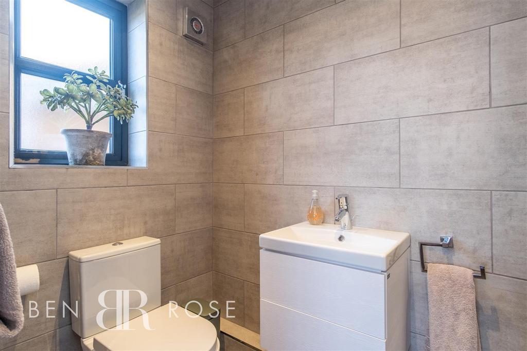 Master Ensuite