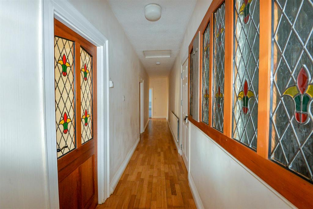 Hall 1.jpg