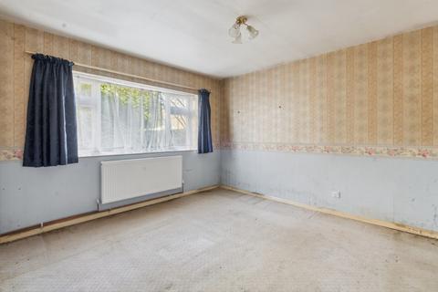 2 bedroom detached bungalow for sale, Hardings Row, Iver Heath SL0