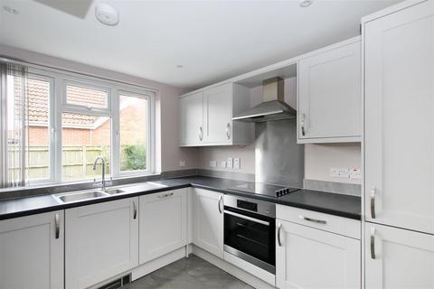 3 bedroom house for sale, Segensworth Road, Fareham PO15