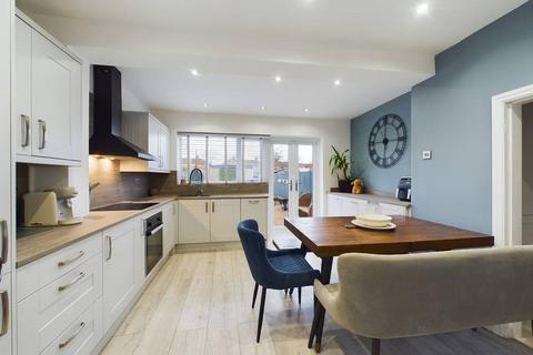 89 Brooklands Road, Hull, HU5 5AE