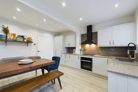 89 Brooklands Road, Hull, HU5 5AE