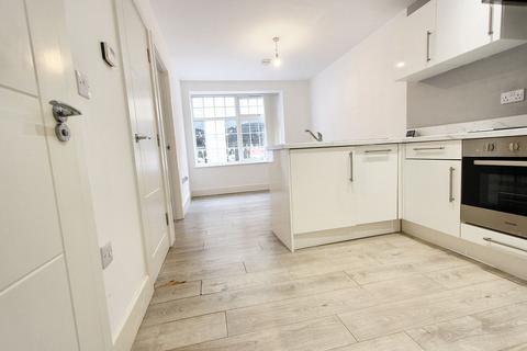 1 bedroom flat to rent, Barker Road, Maidstone ME16