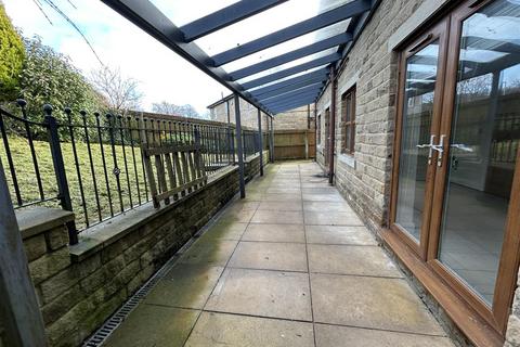 5 bedroom detached house for sale, Chimes Court, Grotton, Oldham