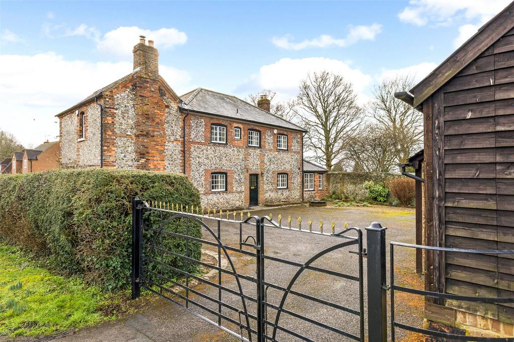 Driveway Courtyard