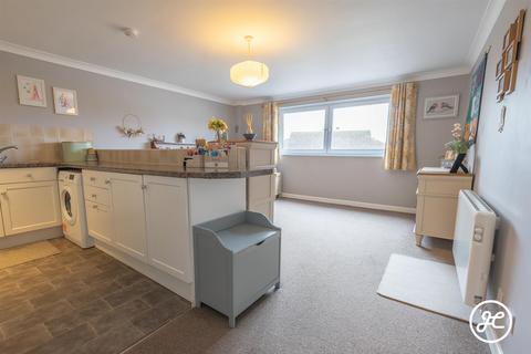 1 bedroom flat for sale, Quantock Parade, Bridgwater TA6