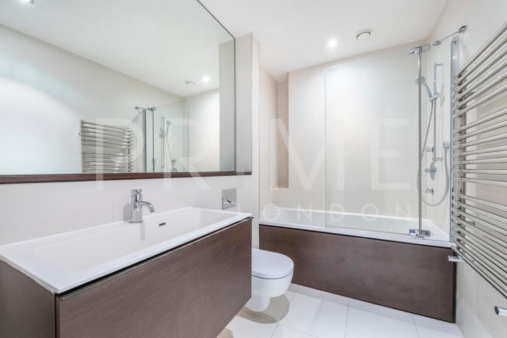 Bathroom(2).jpg