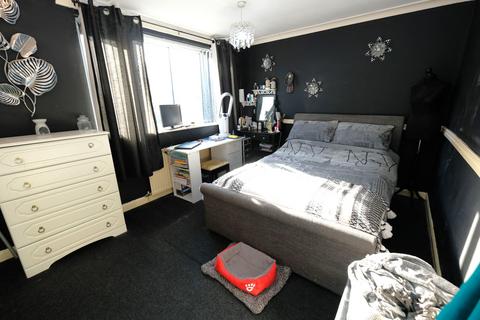 28 Chomlea Manor, Salford, M6 8PB