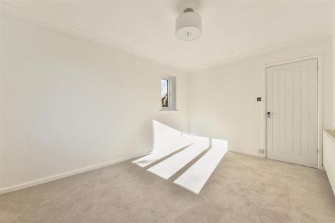 1 bedroom apartment for sale, Johnson Way, Ford