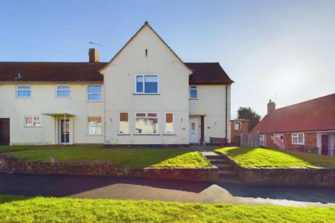 4 bedroom end of terrace house for sale, Romyn Close, Bridlington