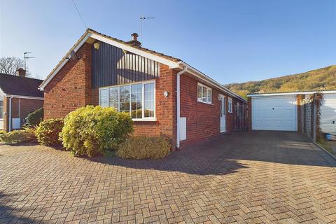 4 bedroom detached bungalow for sale, St. Bernard Drive, Malvern