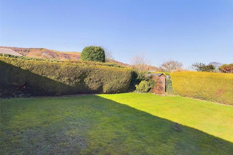 4 bedroom detached bungalow for sale, St. Bernard Drive, Malvern