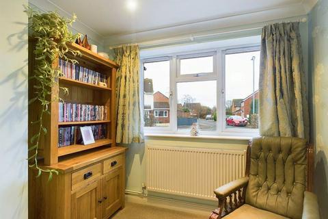 28 Batsford Road, Worcester, WR5 3RW