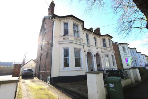 3 bedroom flat to rent, Avenue Road, Leamington Spa, CV31