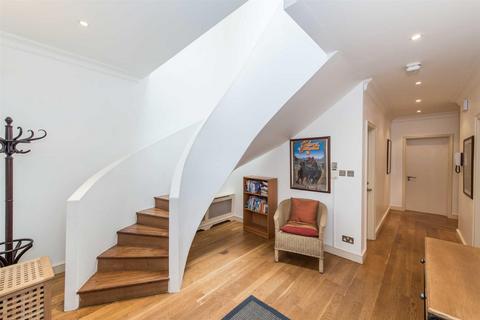 4 bedroom house to rent, Grove End Road, St John's Wood NW8