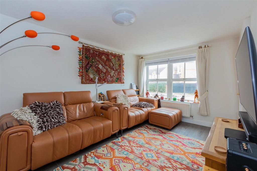 32 Etham Avenue-15.jpg