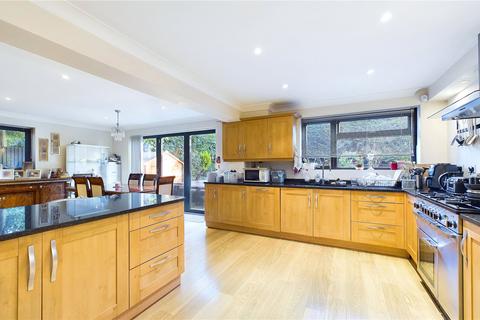 5 bedroom detached house for sale, Newark Road, Surrey GU20