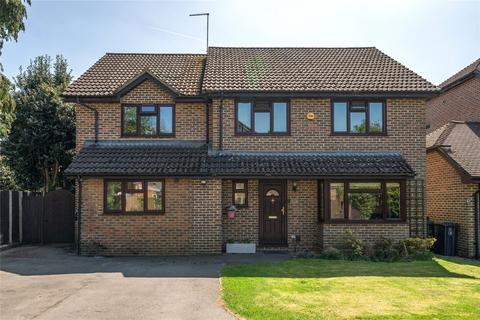 31 Newark Road, Windlesham, GU20 6NE