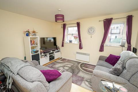 2 bedroom flat for sale, The Wharf, Leighton Buzzard