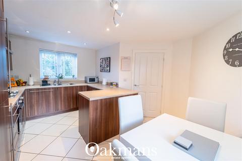 1 Brook Road, Oldbury, B68 8AA
