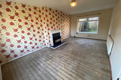 3 bedroom semi-detached house for sale, Roundwood Glen, Bradford, West Yorkshire, BD10