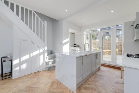 2 bedroom semi-detached house for sale, Soames Street,  London, SE15