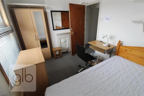2 bedroom terraced house to rent, Monks Road, Coventry