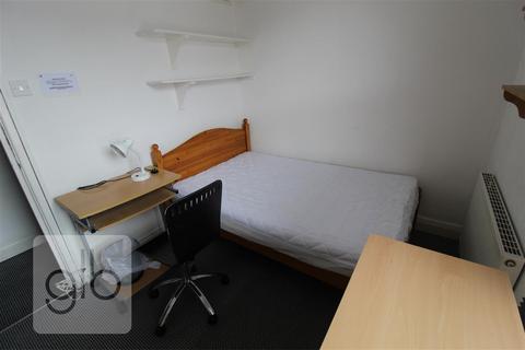 2 bedroom terraced house to rent, Monks Road, Coventry