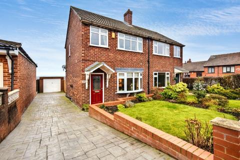 3 bedroom semi-detached house for sale, Jubilee Crescent, Wakefield, West Yorkshire