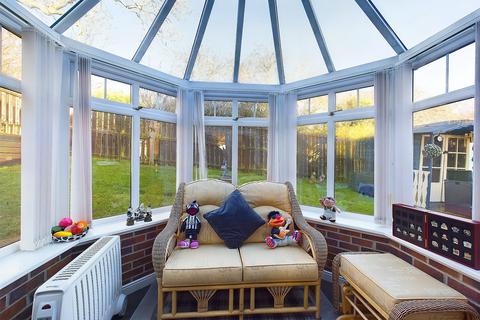 56 Fairfields, Alnwick, NE66 1BT