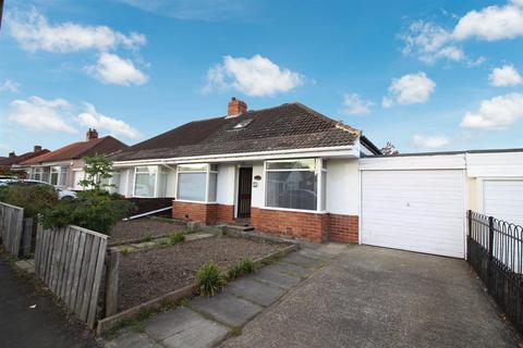 4 bedroom semi-detached bungalow to rent, Woodlands Park Villas, Woodlands Park, Newcastle Upon Tyne