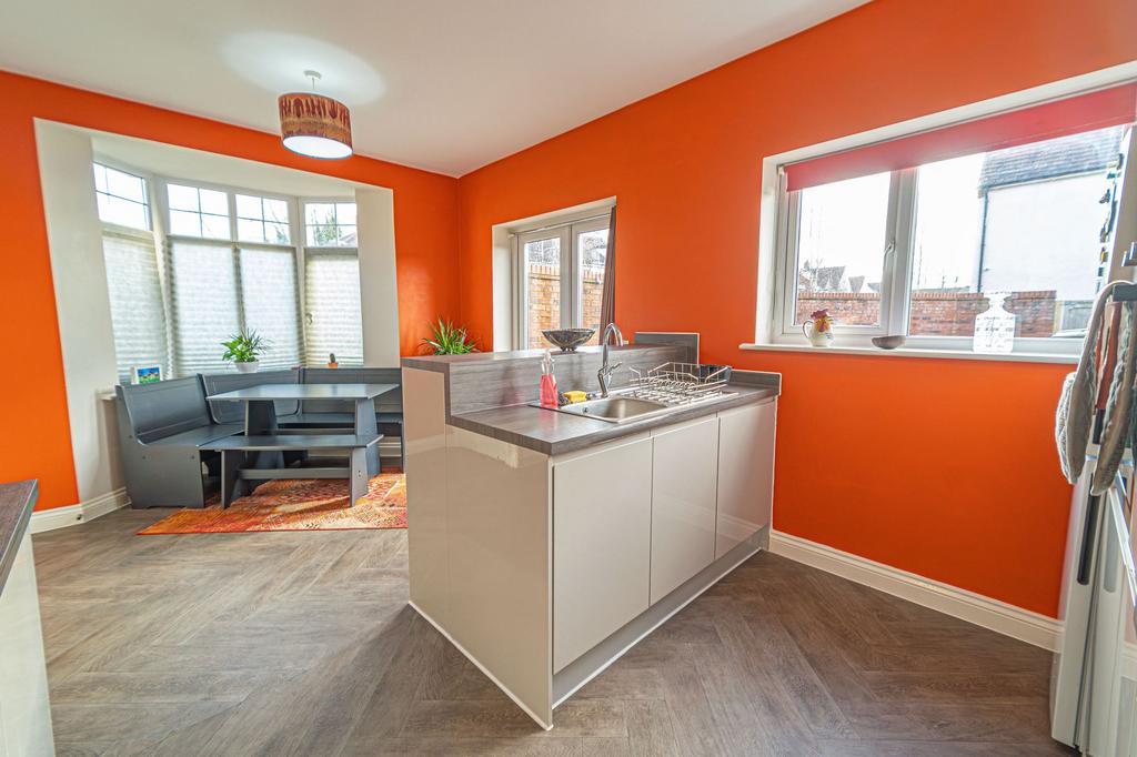 Kitchen/Dinning Room