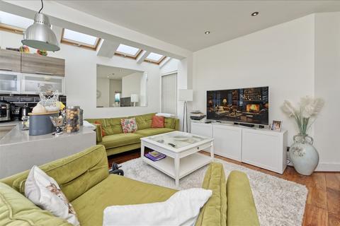 2 bedroom flat for sale, Acton W3 W3