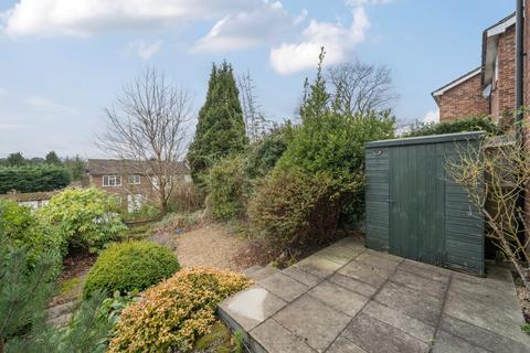 3 bedroom end of terrace house for sale, Julian Hill, Weybridge, KT13