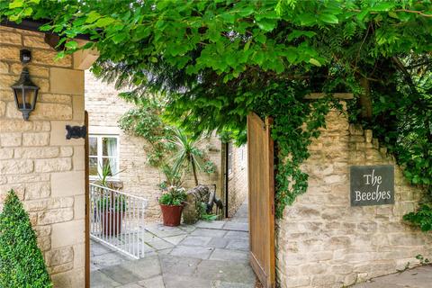 undefined, Cleeve Hill, Cheltenham, Gloucestershire, GL52