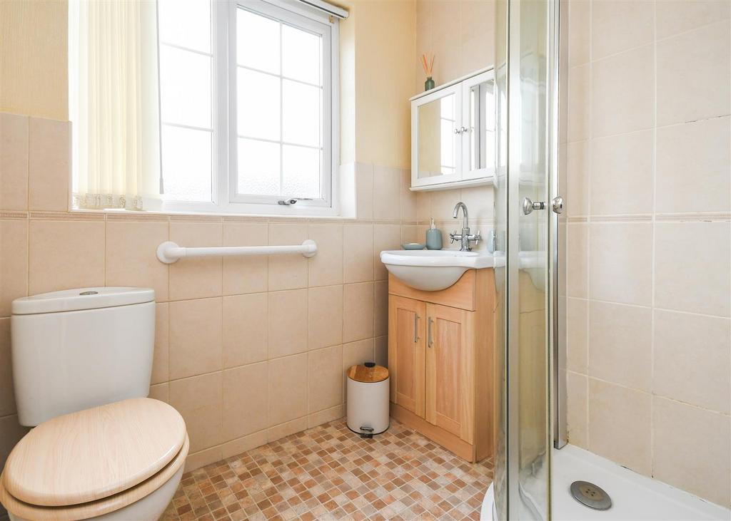 2 Reynolds Close - Shower Room.jpg