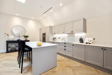 undefined, Langdon Grange, Oxshott, Leatherhead, KT22