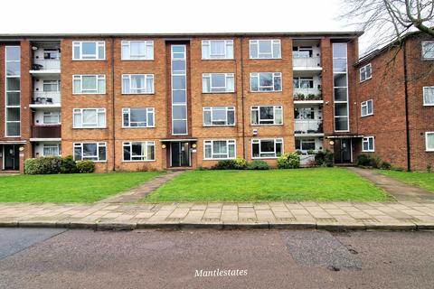 Studio for sale, Thatcham Court, High Road N20