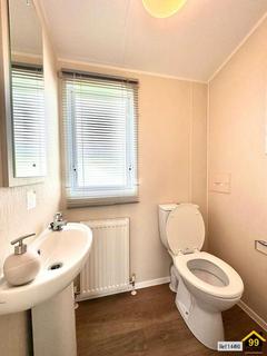 3 bedroom park home to rent, Hook Lane, Warsash, Hampshire, SO31