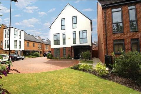 5 Fox Gardens, Bentley, Doncaster, DN5 0NF