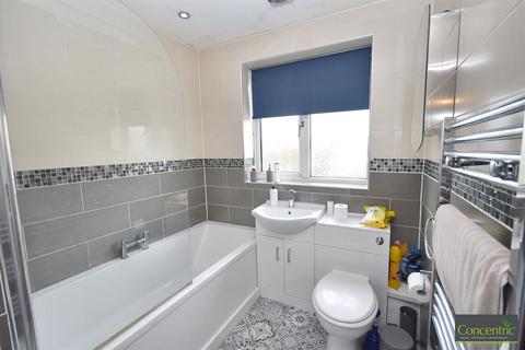 3 bedroom semi-detached house for sale, Gurnard Close, Willenhall