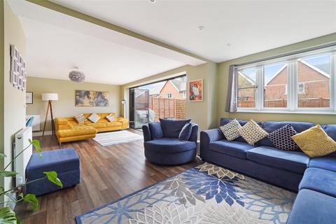 4 bedroom detached house for sale, Rona Maclean Close, Epsom