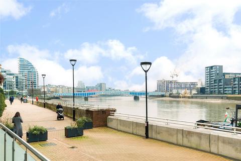 2 bedroom apartment for sale, Clove Hitch Quay, London, SW11